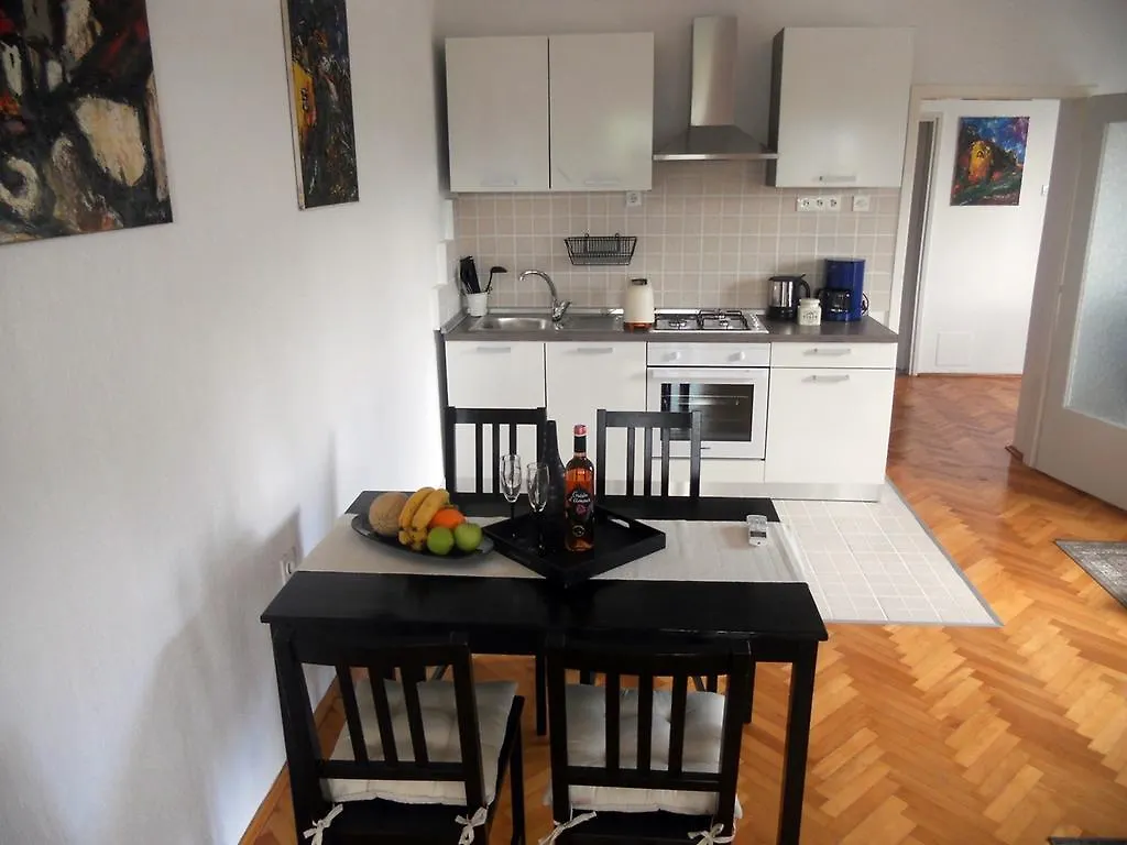 Apartment Milano Matulji 0*,  Croatia